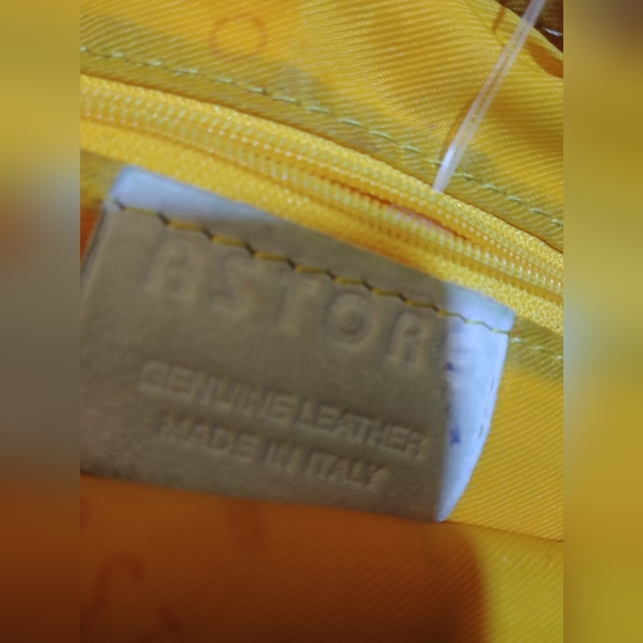 Astore Leather Floral Italian Women's Bag - Picture 2 of 5